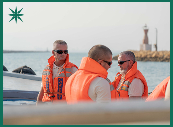 Consult Navigation team working at sea
